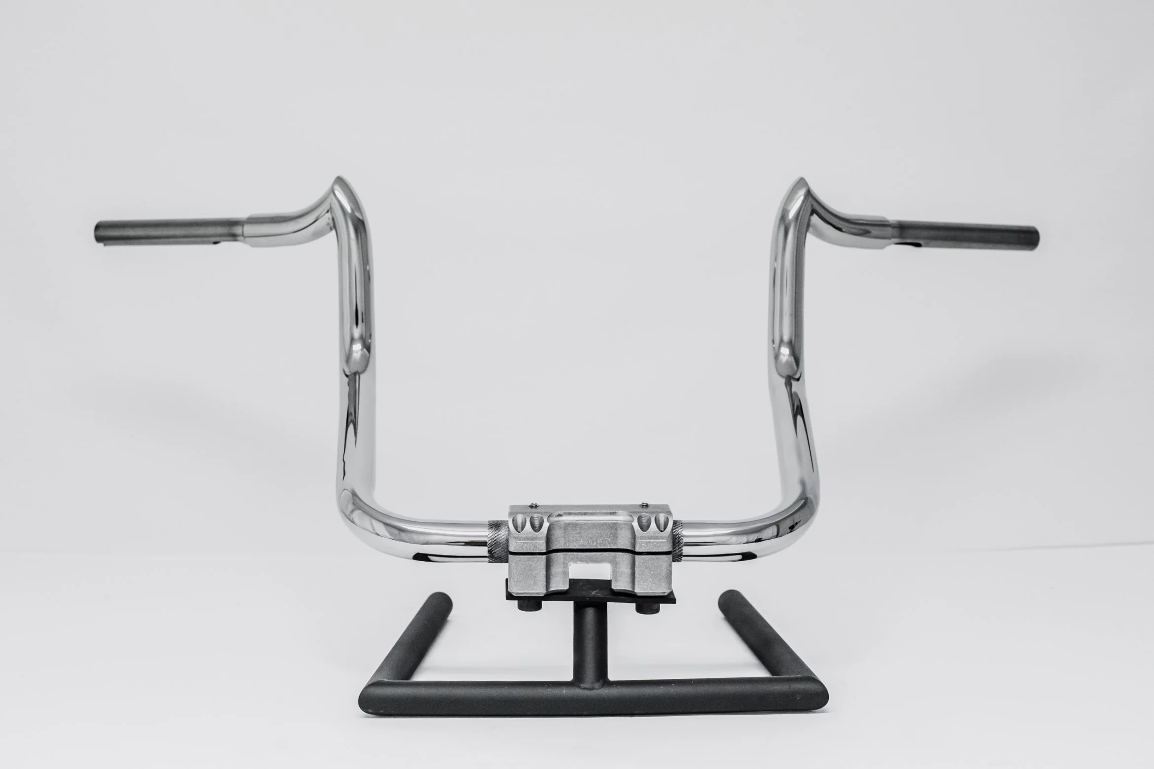 Comanche Bagger for '20-26 Challenger | Indian Handlebars - Image 6